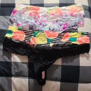 Pink brand lace band thong